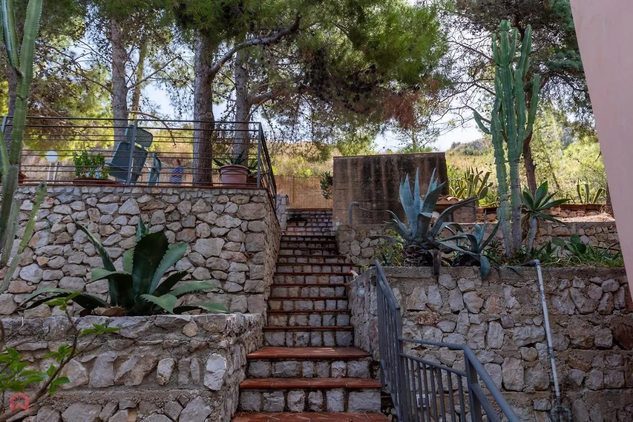 Stunning Seaview Villa Altavilla Milicia 0*,