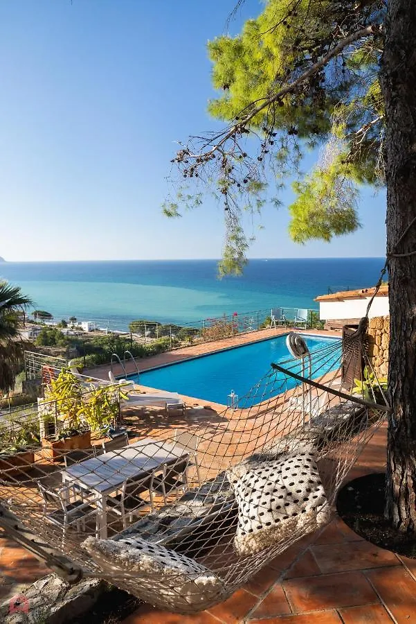 Stunning Seaview Villa Altavilla Milicia 0*,  İtalya