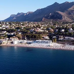 4* Szálloda Sporting Club